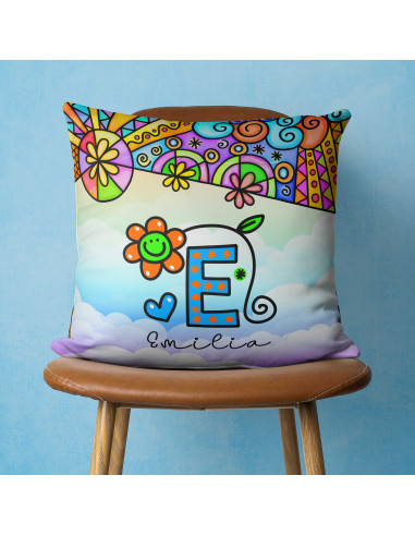 ALMOHADONES INICIALES COLORIDAS