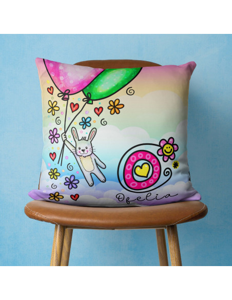 ALMOHADONES INICIALES COLORIDAS