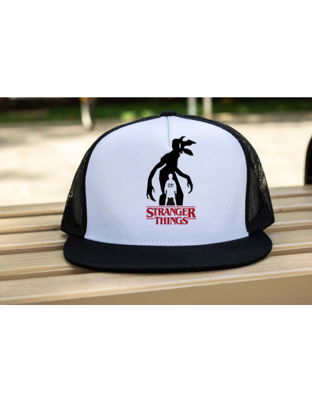 Stranger gorra y remera