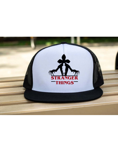 Stranger gorra y remera