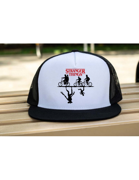 Stranger gorra y remera