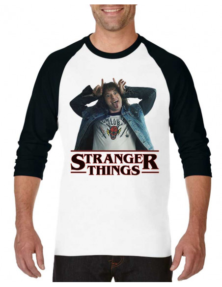 Stranger gorra y remera