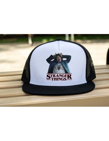 Stranger gorra y remera