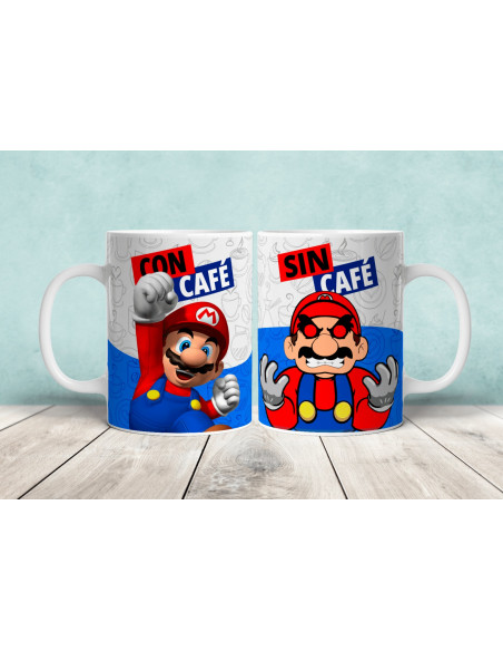 Taza con café y sin café