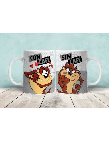 Taza con café y sin café