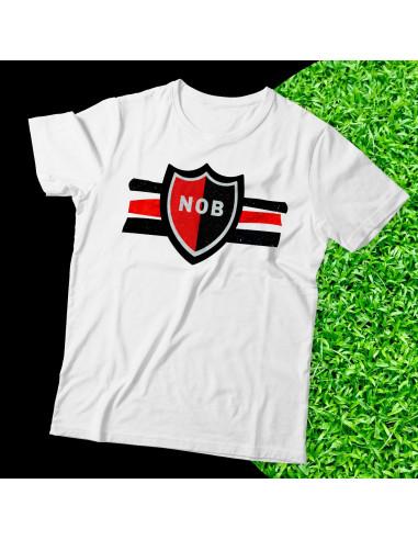 REMERA + GORRA FUTBOL